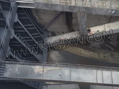  闸门辅助钢结构设施防腐工程